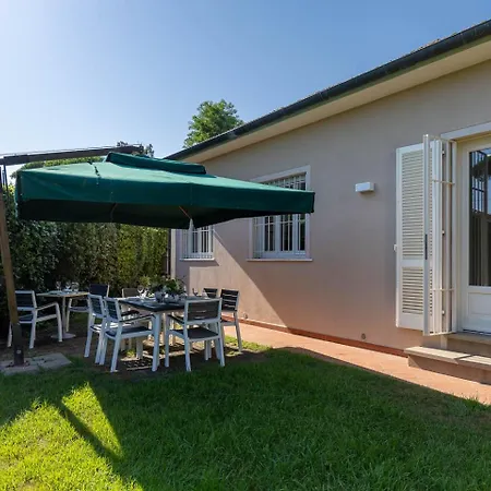 Holiday home Delle Agavi